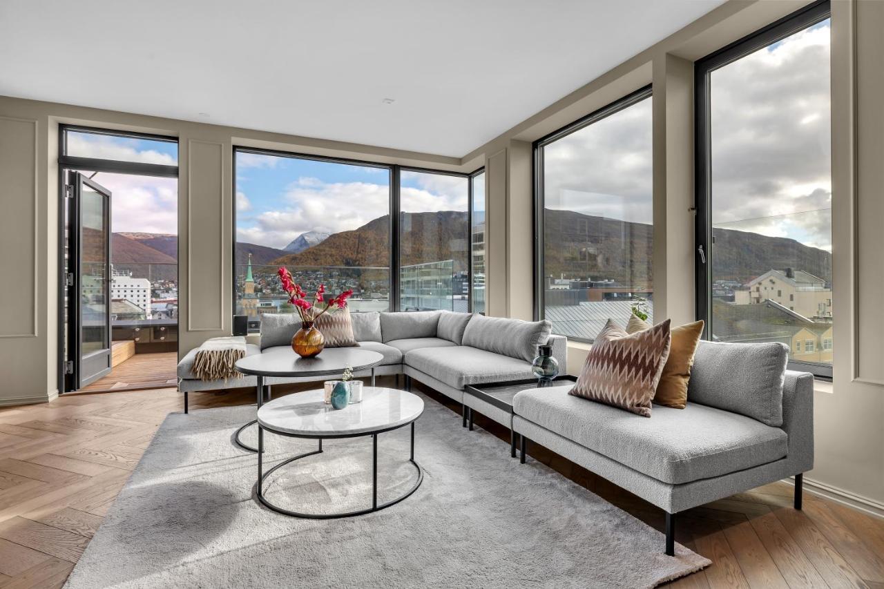 Penthouse In Downtown Tromso New Apartment Bagian luar foto