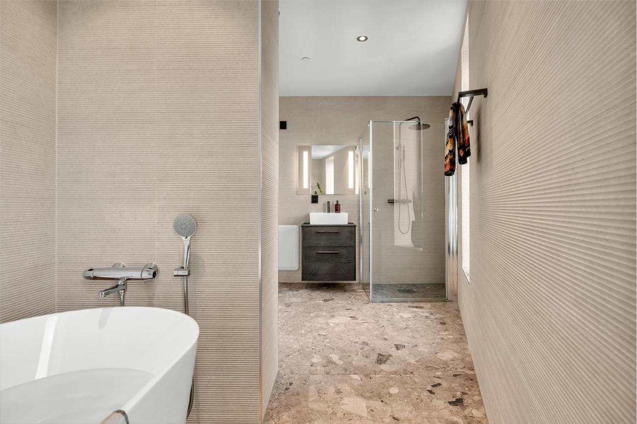 Penthouse In Downtown Tromso New Apartment Bagian luar foto