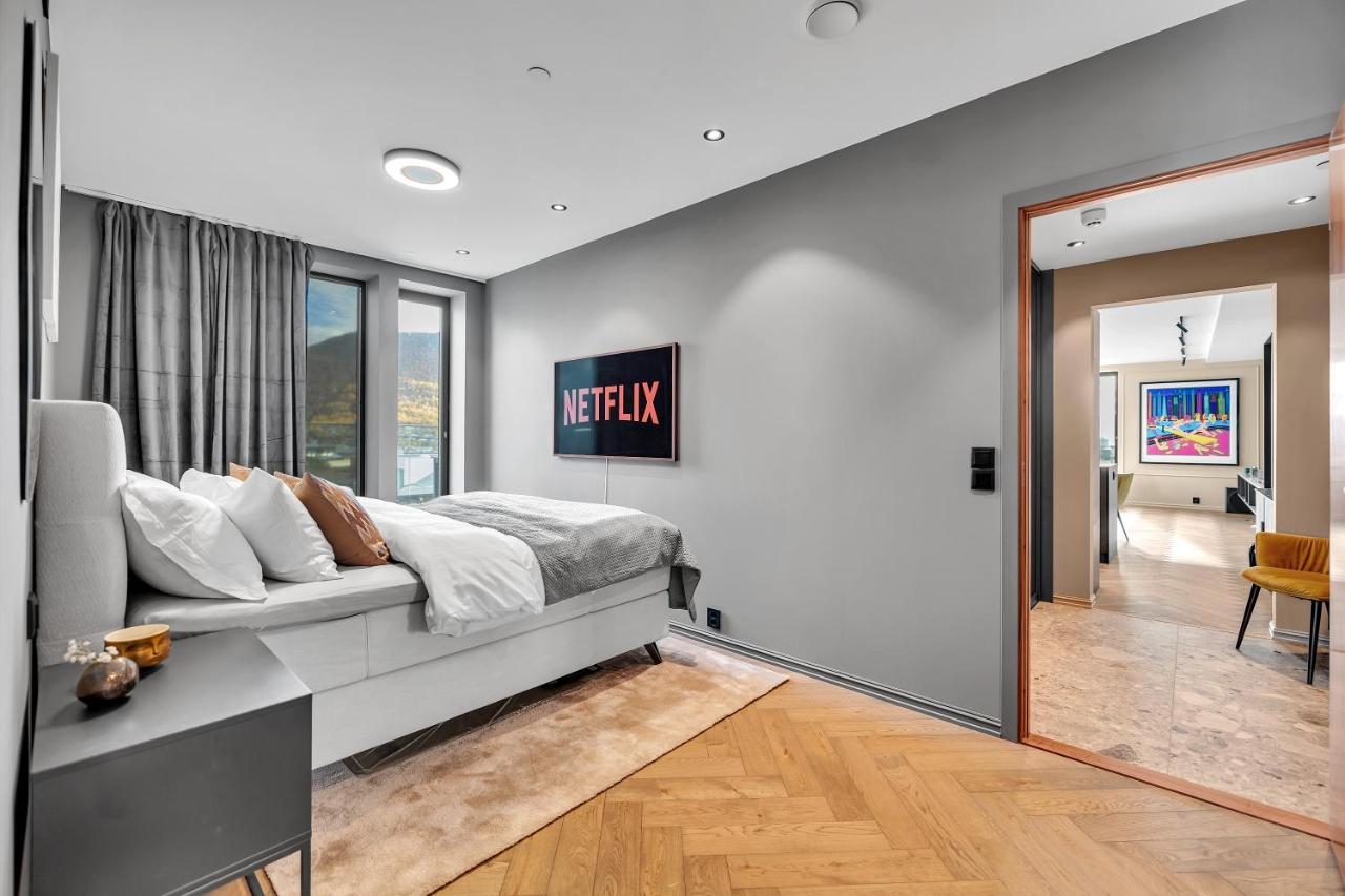 Penthouse In Downtown Tromso New Apartment Bagian luar foto